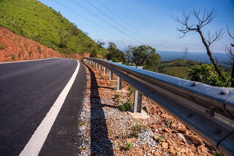 Navigating quality standards: A guide for MSMEs in crash barrier production -image