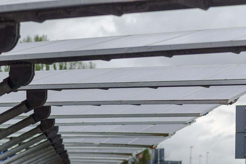 Enhancing solar panel efficiency with steel support structures -image