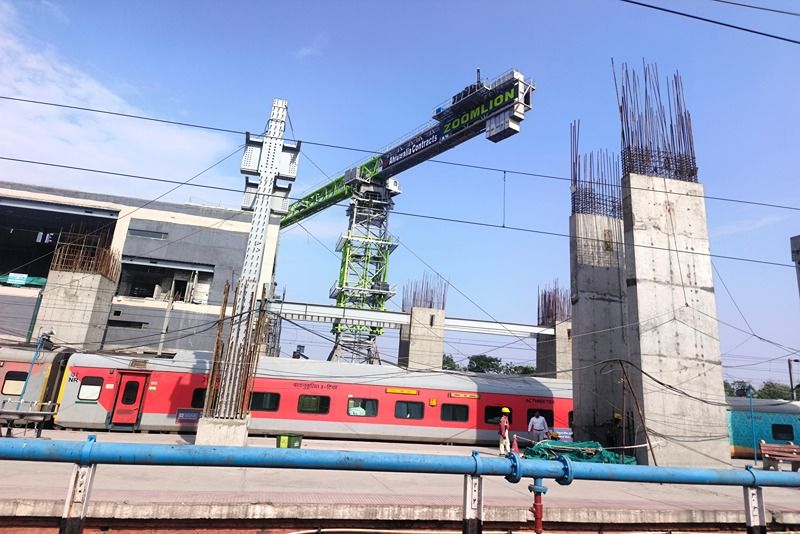 Cement in railway infrastructure-image