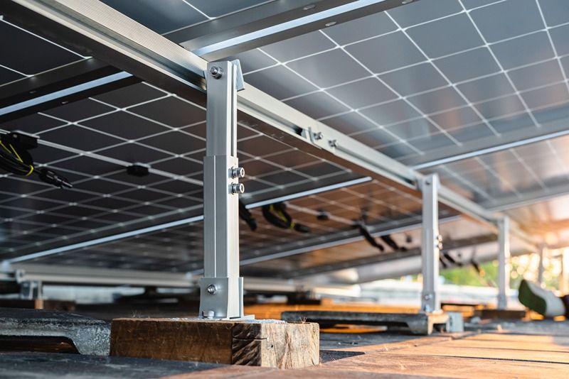 How galvalume steel supports increased energy yield in solar power installations?-image